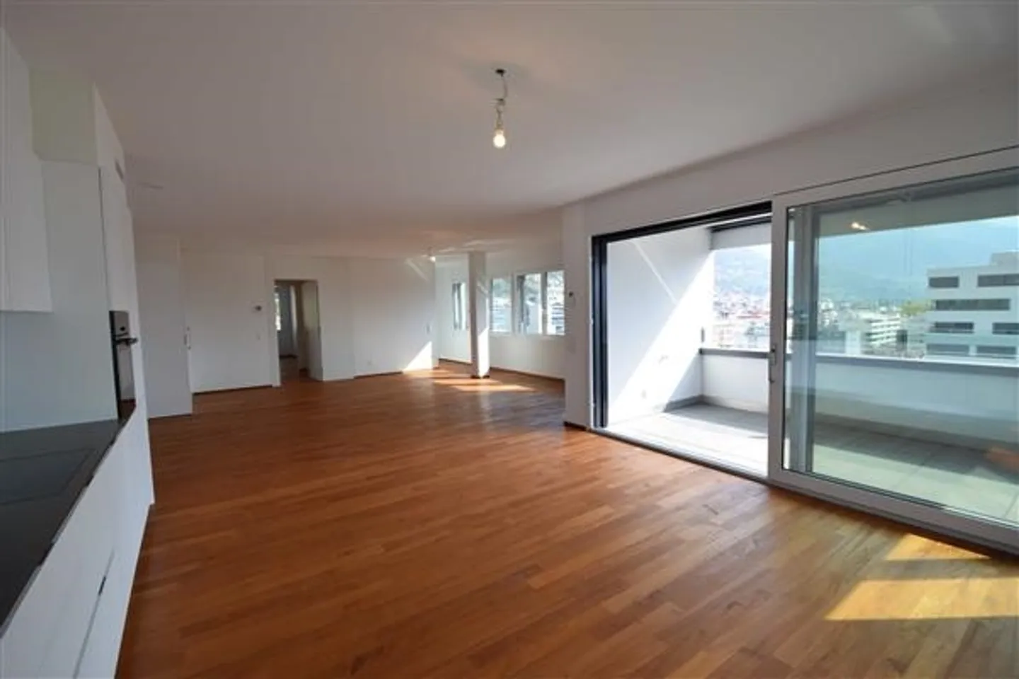 Locarno: 3.5-Room Apartment - Photo 1 of 9