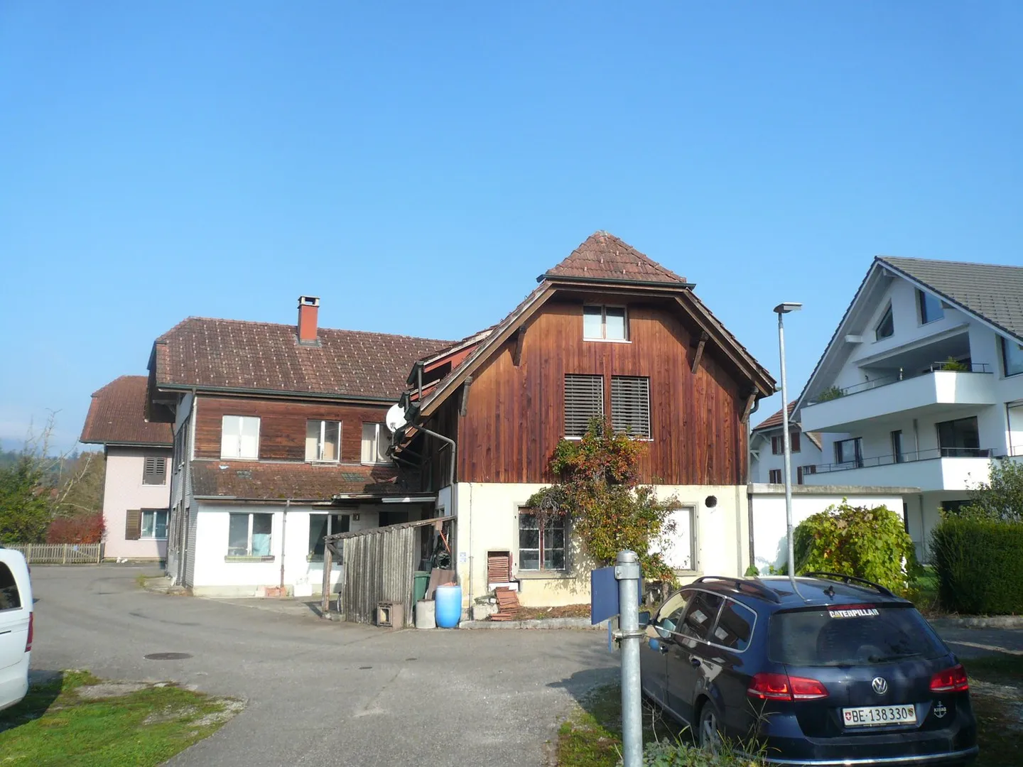 interessantes Mehrfamilienhaus mit 4 Wohnungen in Aarwangen - Foto 1 von 16