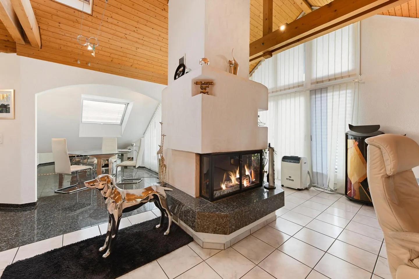 Unique penthouse with fantastic views of the Alpstein - Photo 4 of 21