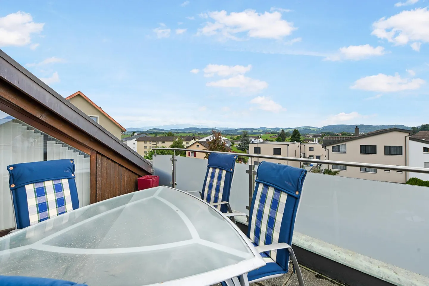 Unique penthouse with fantastic views of the Alpstein - Photo 19 of 21
