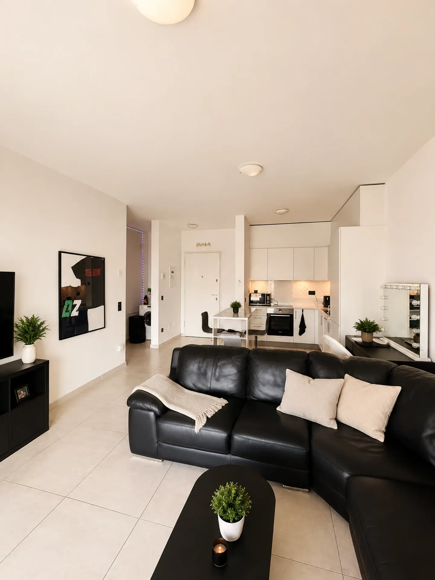 Balerna - 2.5 room penthouse for rent - Photo 3 of 5