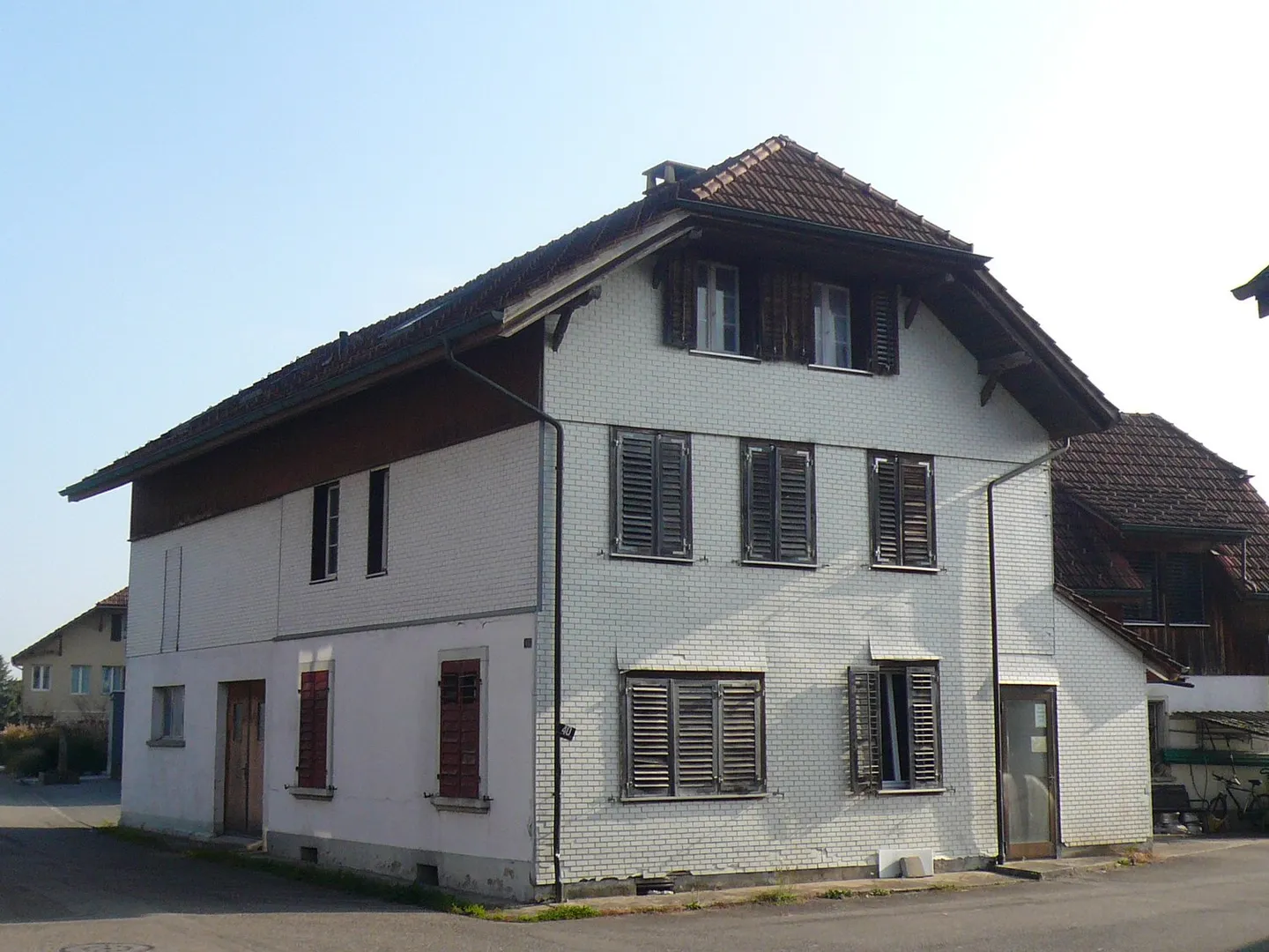 interessantes Mehrfamilienhaus mit 4 Wohnungen in Aarwangen - Foto 3 von 16