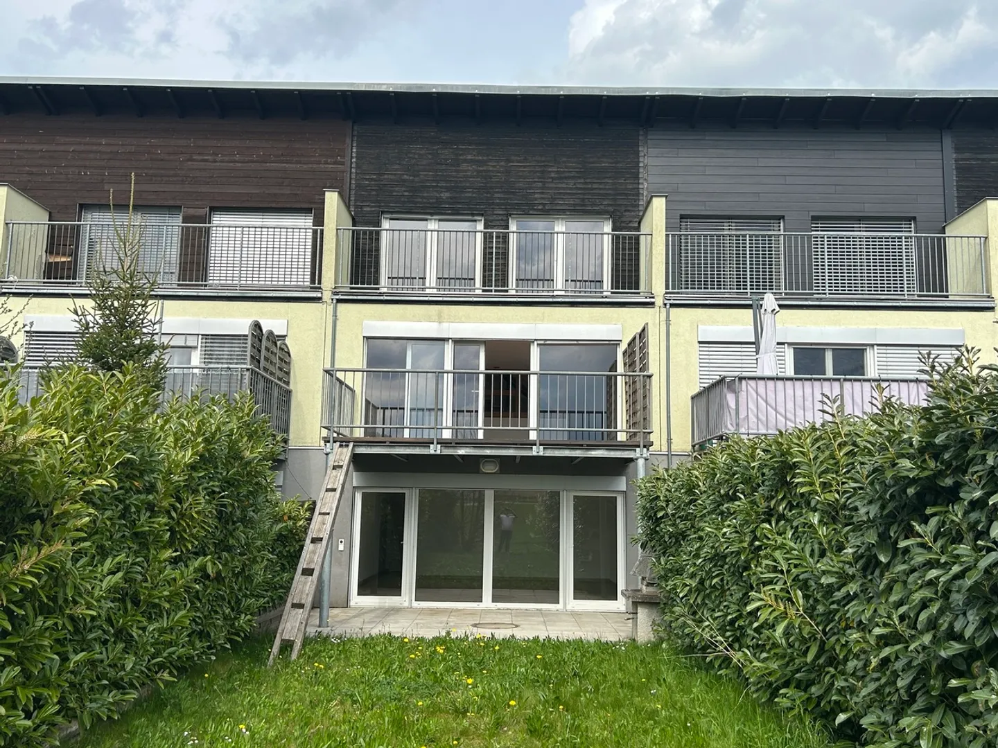 Estavayer-le-Lac Beautiful 5.5 room villa Available immediately!! - Photo 3 of 10