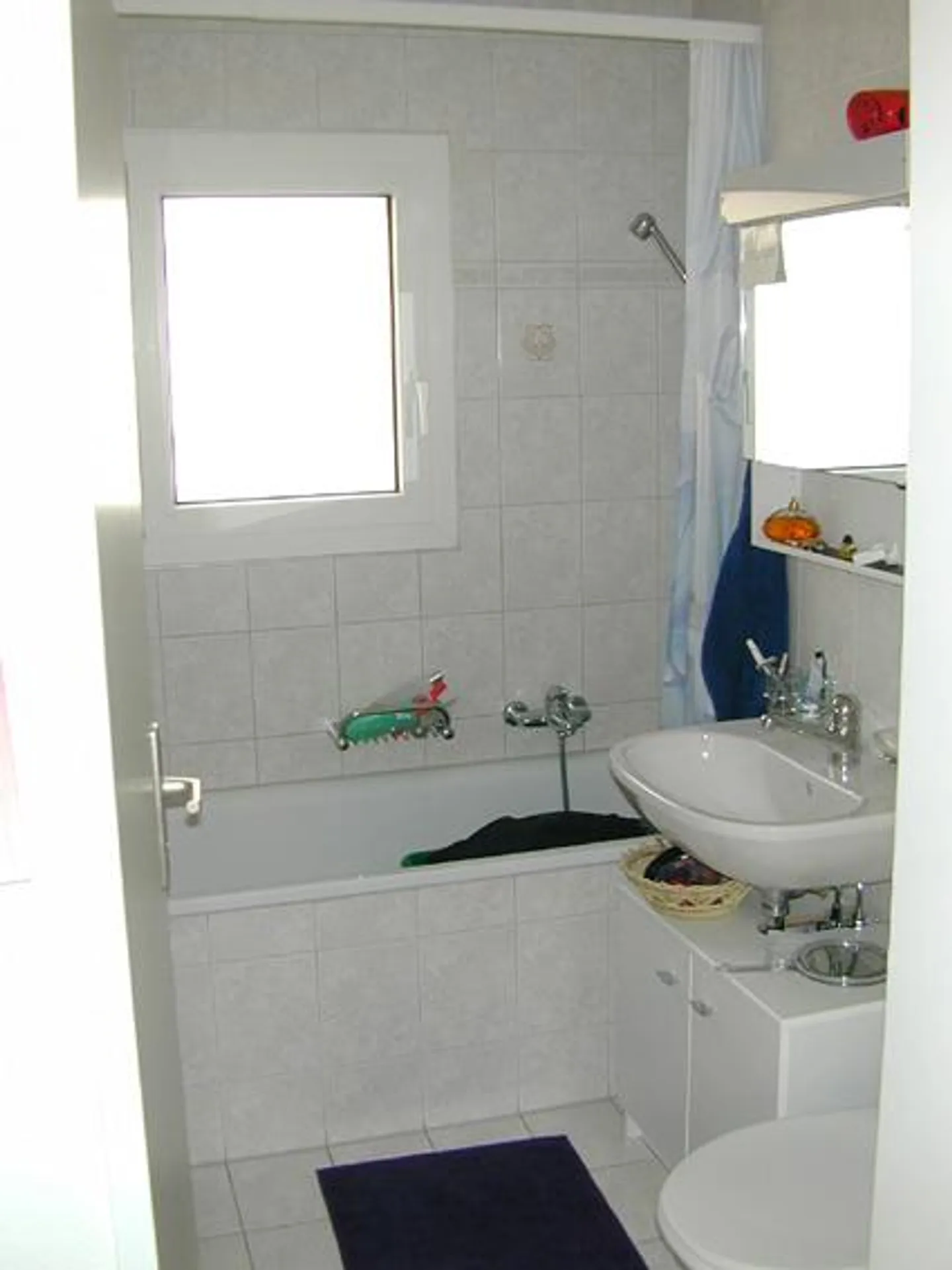 Sunny, beautiful 2 1/2 room apartment - Photo 3 of 7