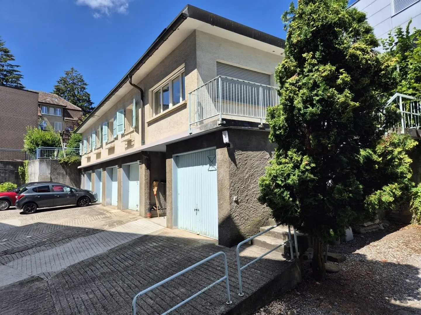 Unique opportunity in the Bertigny district - Photo 1 of 1