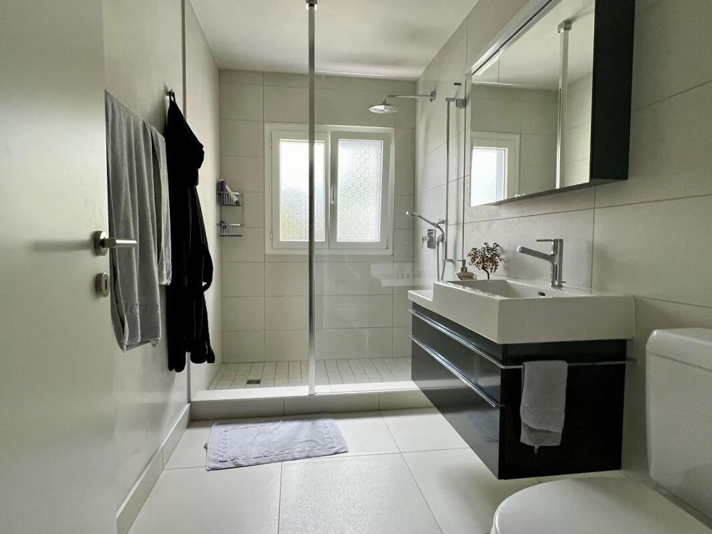 Spacious and elegant 270 sqm apartment, top floor - Photo 14 of 15