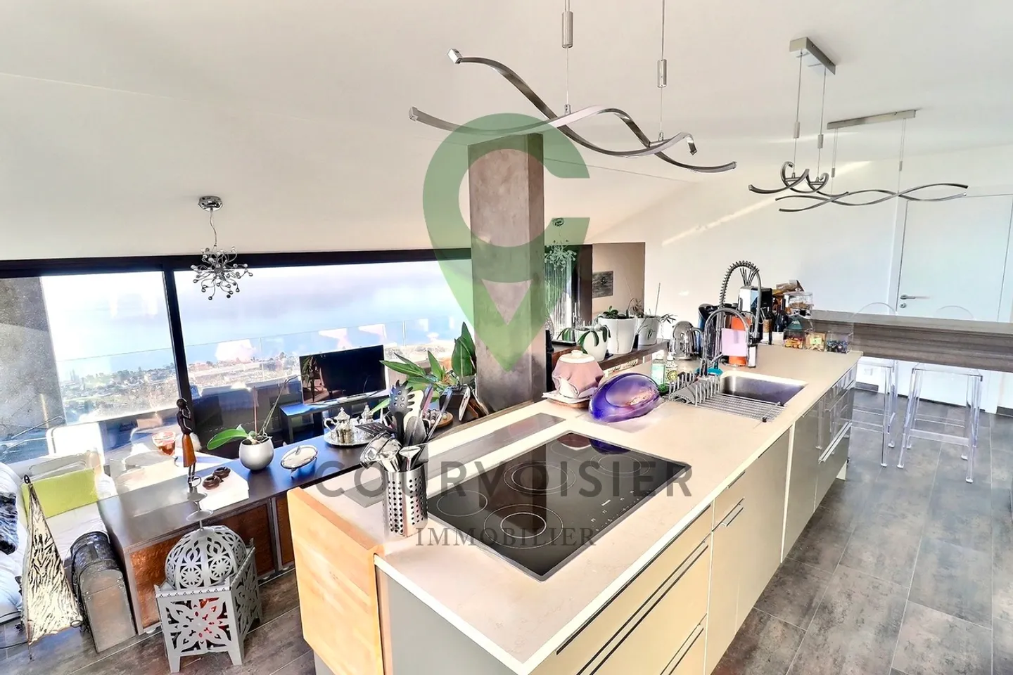 Elegant contemporary duplex with exceptional panorama - Photo 4 of 12