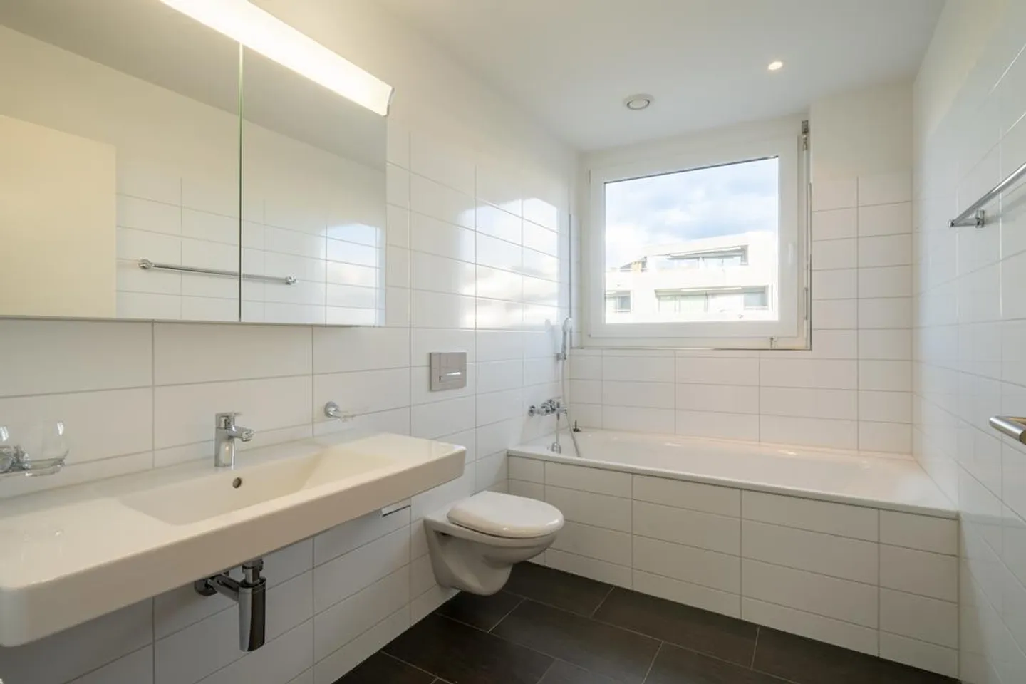 Wunderschöne 3.5 Zimmer Wohnung im 1.OG in Rohr! - Foto 5 von 10