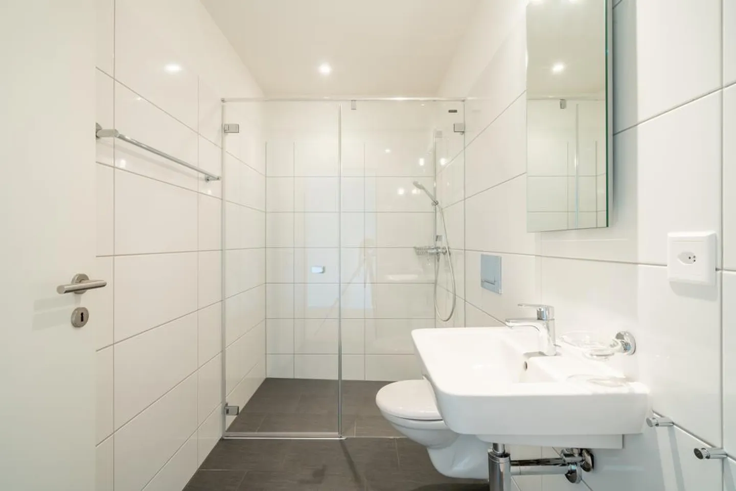 Wunderschöne 3.5 Zimmer Wohnung im 1.OG in Rohr! - Foto 6 von 10