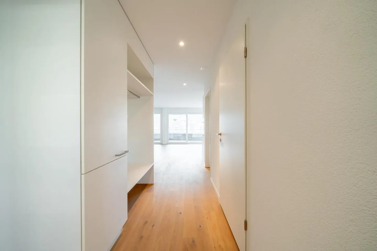 Wunderschöne 3.5 Zimmer Wohnung im 1.OG in Rohr! - Foto 7 von 10