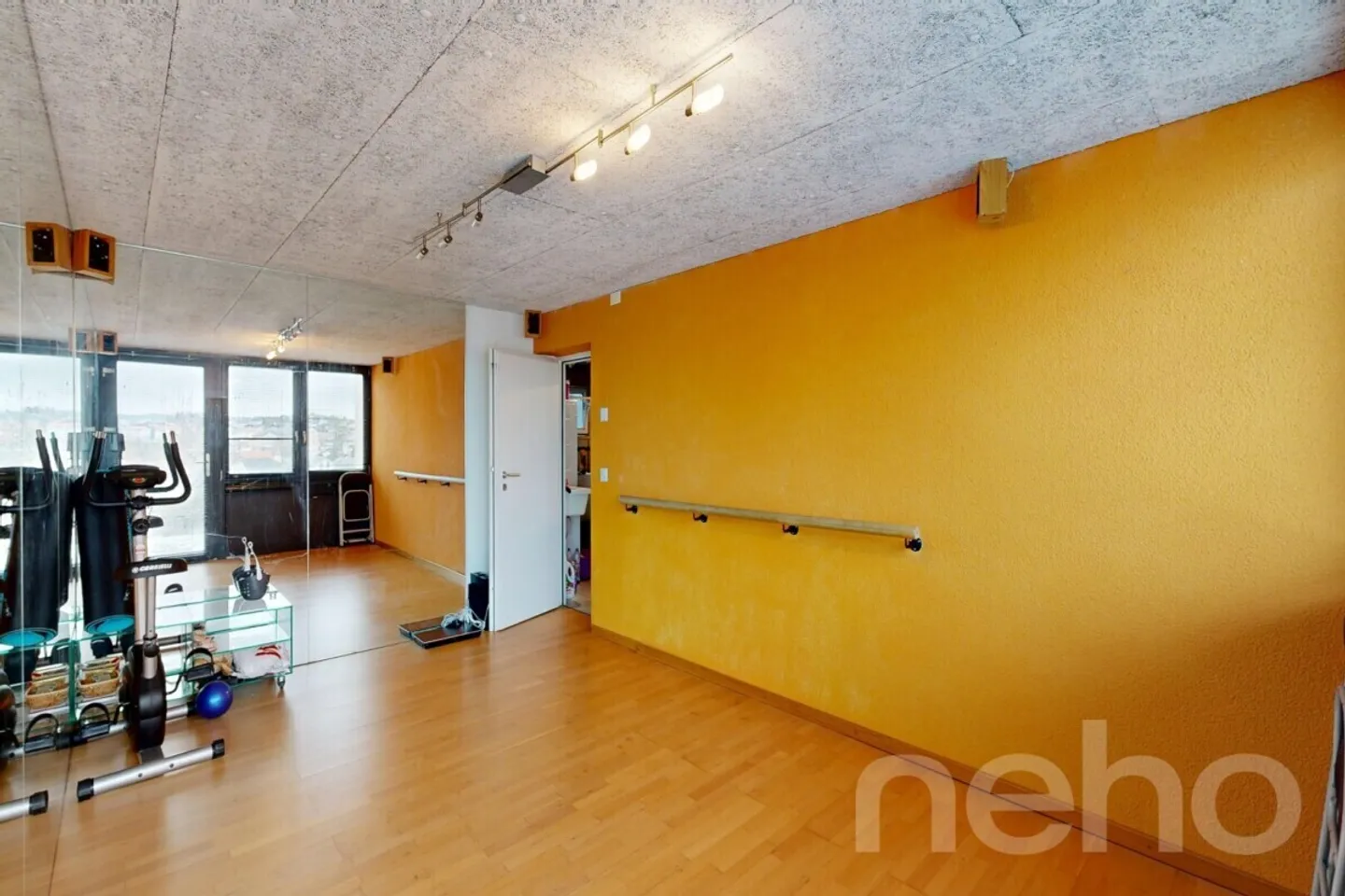 Detached house with exceptional panorama - Photo 9 of 12