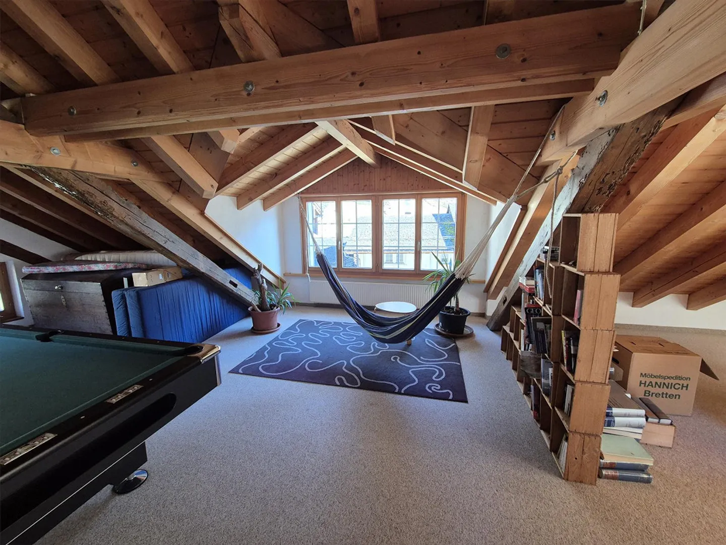 Appartement sous les combles de 5 1/2 pièces sur 2 étages avec jardin - Photo 8 sur 11