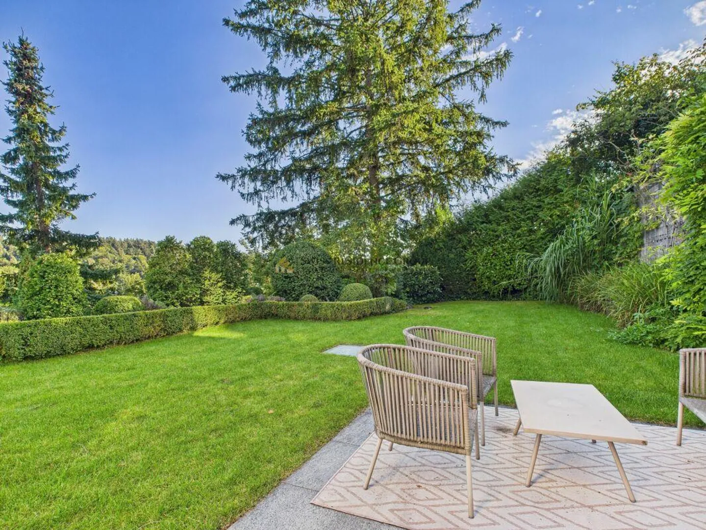 Standard di espansione di alta qualità con un giardino da sogno in posizione soleggiata - Foto 22 di 29