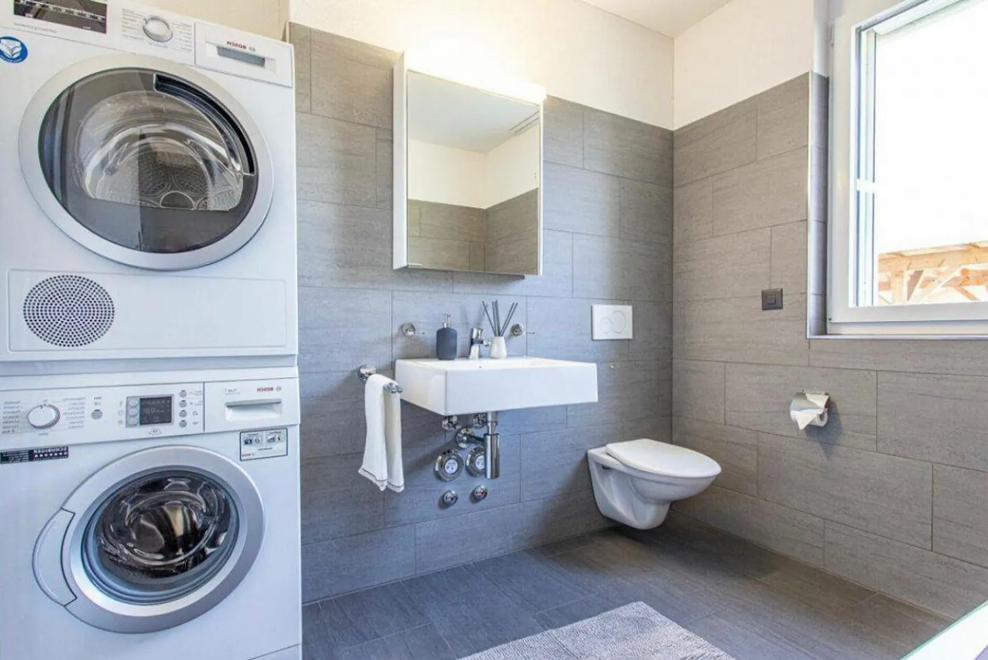 Modernes Apartment mit Garten - Foto 4 von 10