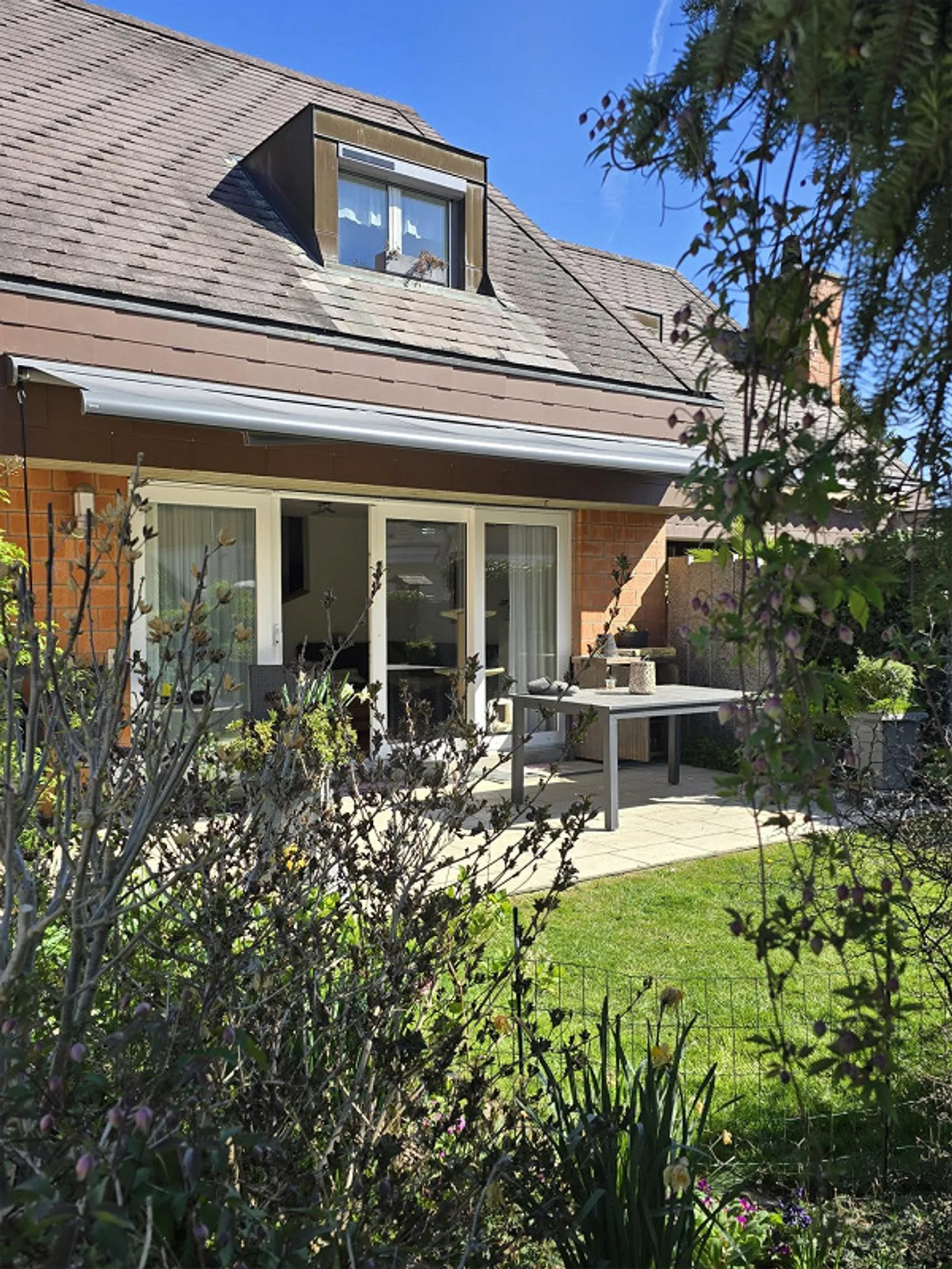 4 1/2 Room Single Family House in Preferred Location - Photo 2 of 14