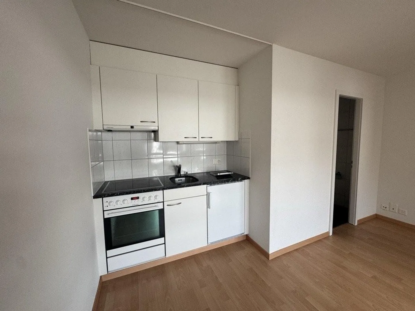 Tolle und zentrale 1.5-Zimmerwohnung in Ittigen - Foto 3 von 5