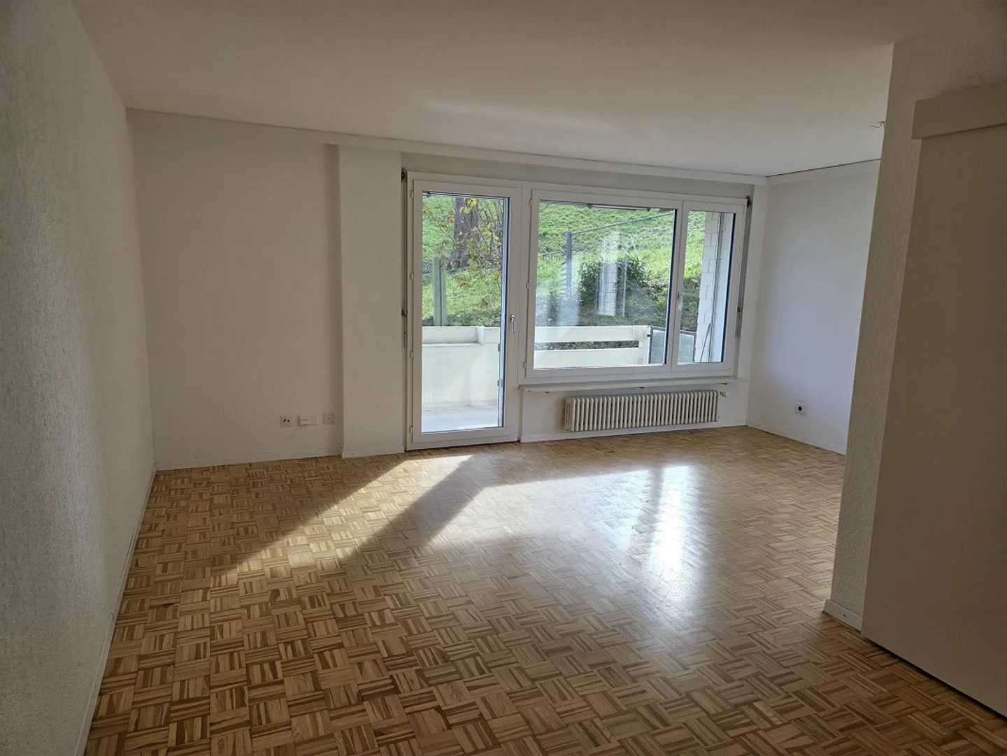 Zu vermieten 4 Zimmer Wohnung mit toller Aussicht auf Luzern - Foto 1 von 4