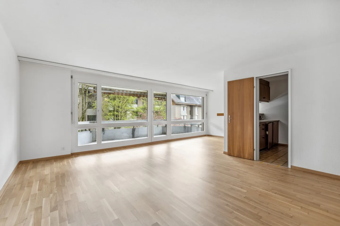 Ampio appartamento di 3,5 locali in affitto a Schönbühl! - Foto 2 di 6