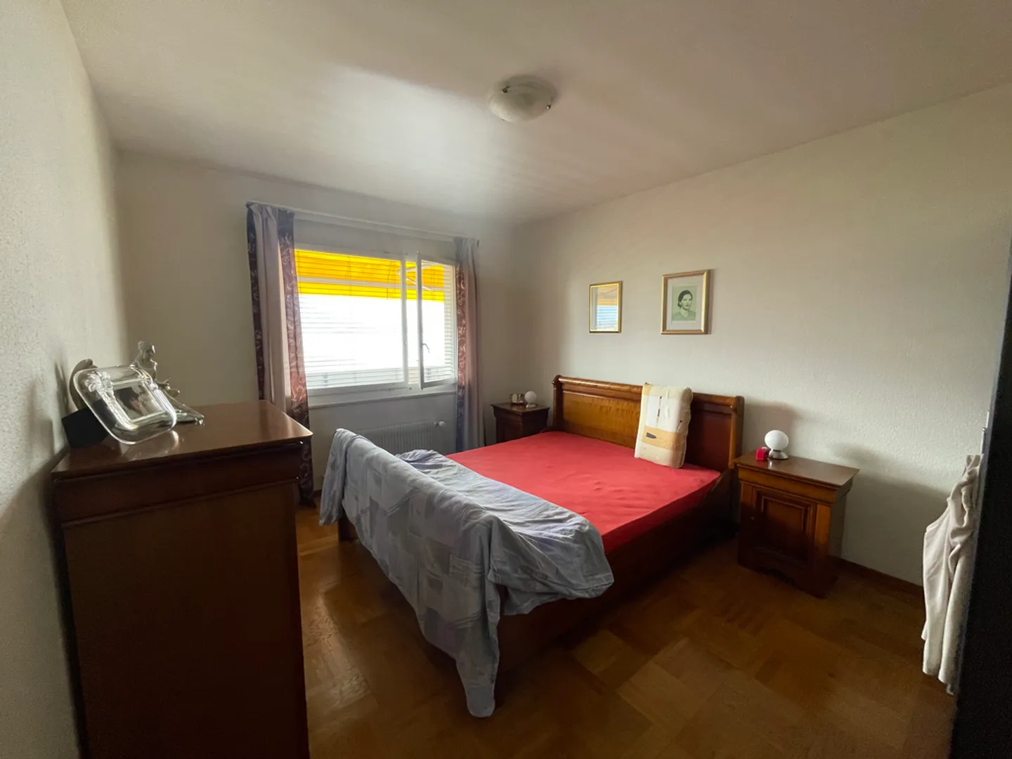 Appartement Charmant avec Vue sur le Lac - Photo 5 sur 7