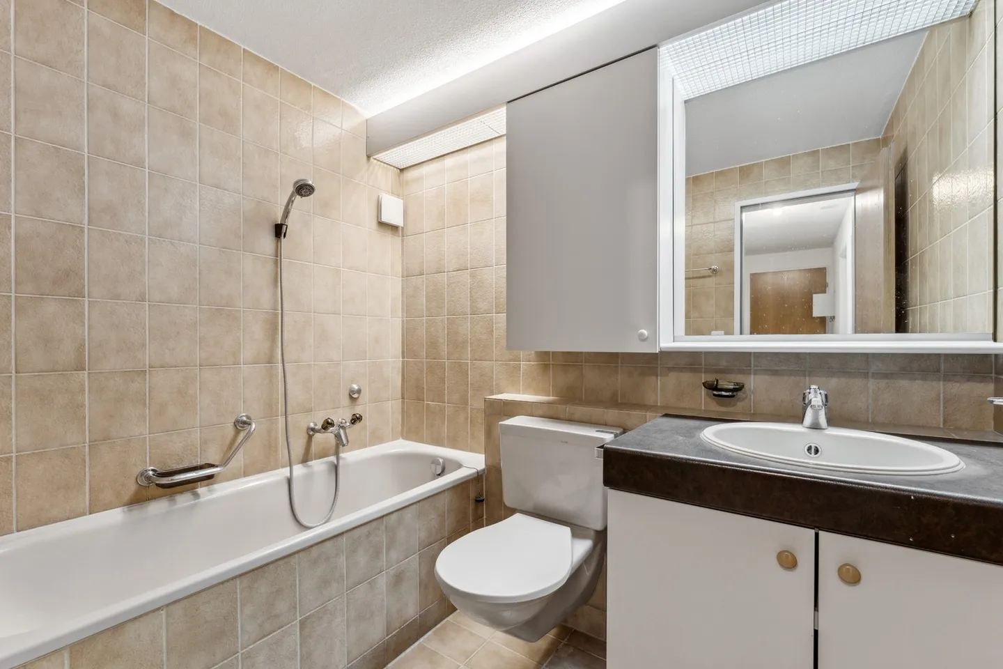 Ampio appartamento di 3,5 locali in affitto a Schönbühl! - Foto 5 di 6