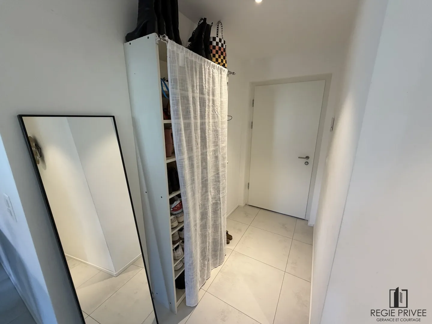 Appartement de deux pièces et demie au 1er étage - Photo 8 sur 9