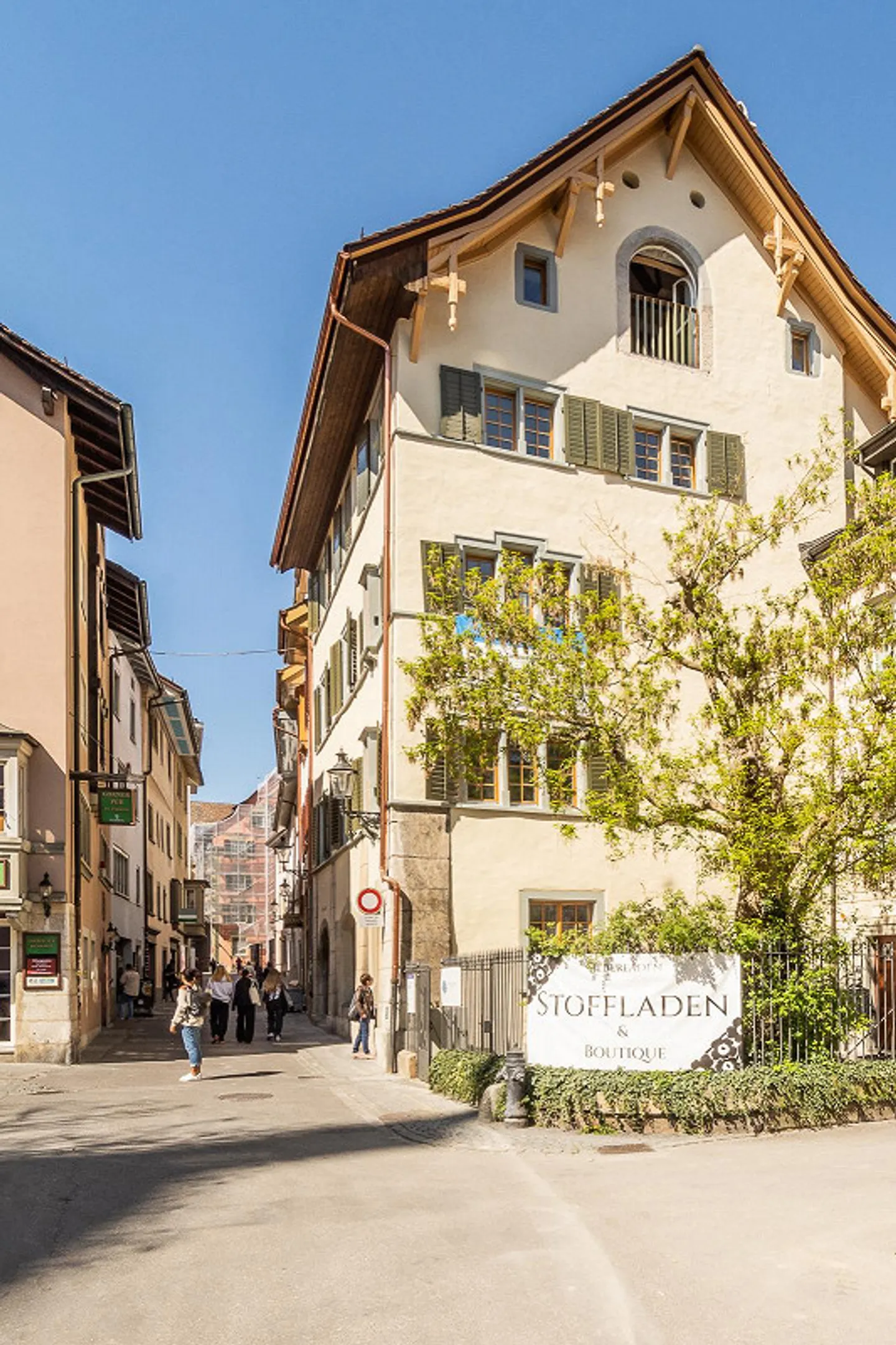 Appartamento 3.5 stanze recentemente ristrutturato nella città vecchia di Sciaffusa - Foto 1 di 9