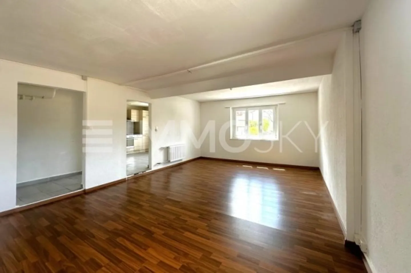 Maison multifamiliale à fort rendement avec espaces résidentiels et commerciaux - Photo 4 sur 7