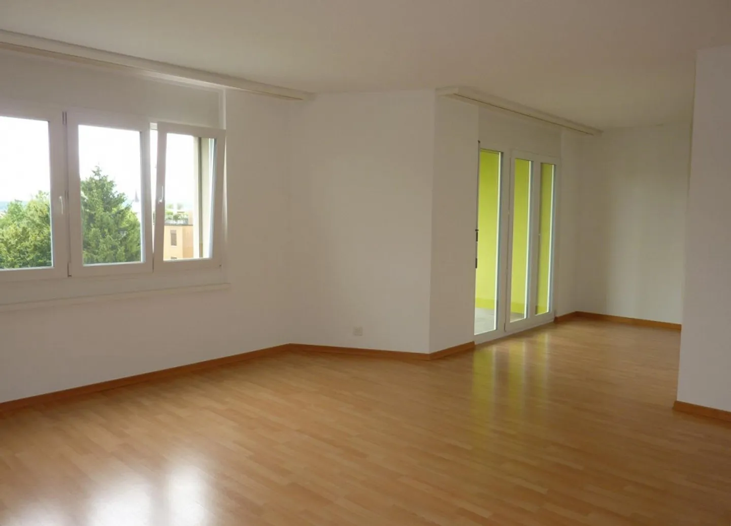 Geräumige Wohnung mit Balkon - Foto 1 von 13