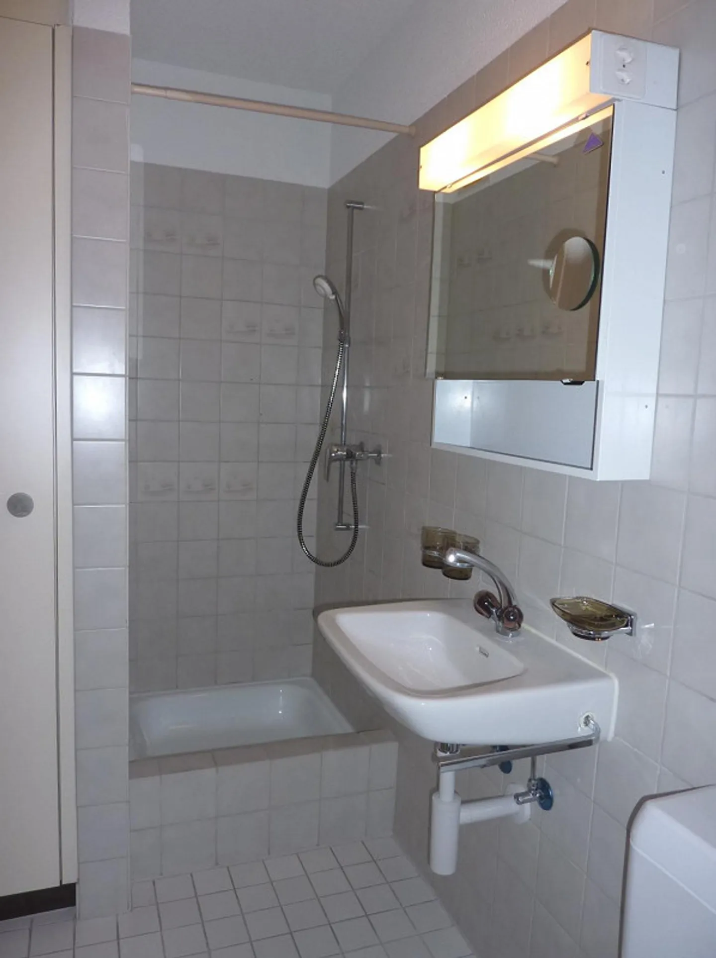 Geräumige Wohnung mit Balkon - Foto 11 von 13