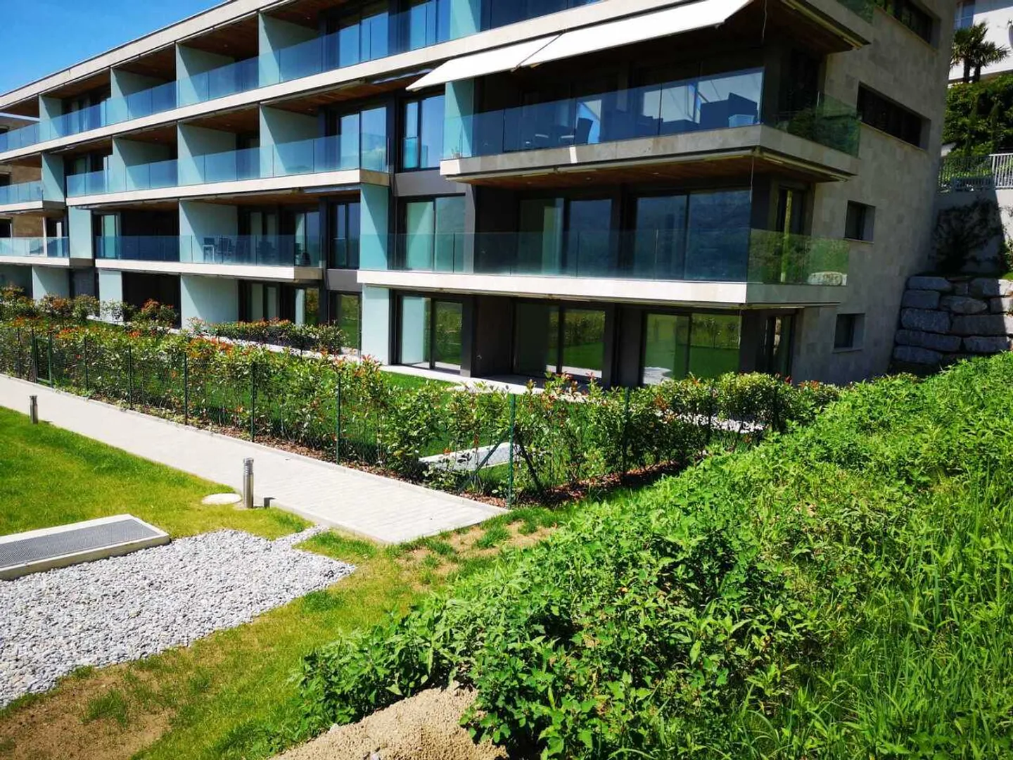 Lakeside Apartment in Trevano - Photo 1 of 7