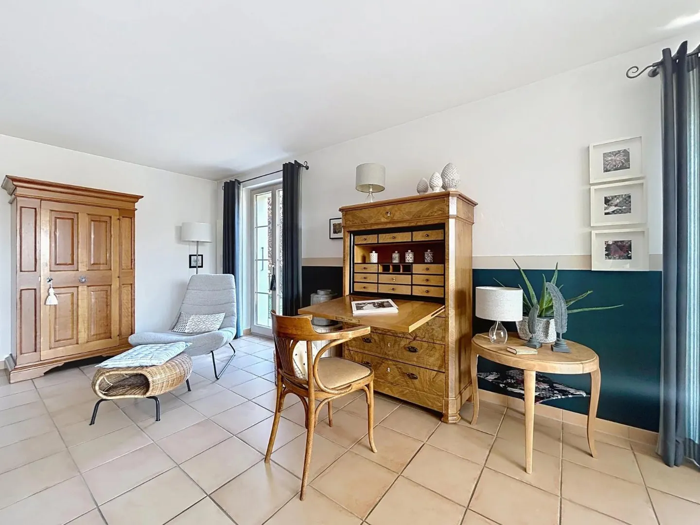 Geräumige Familienvilla mit Garten - Foto 6 von 13