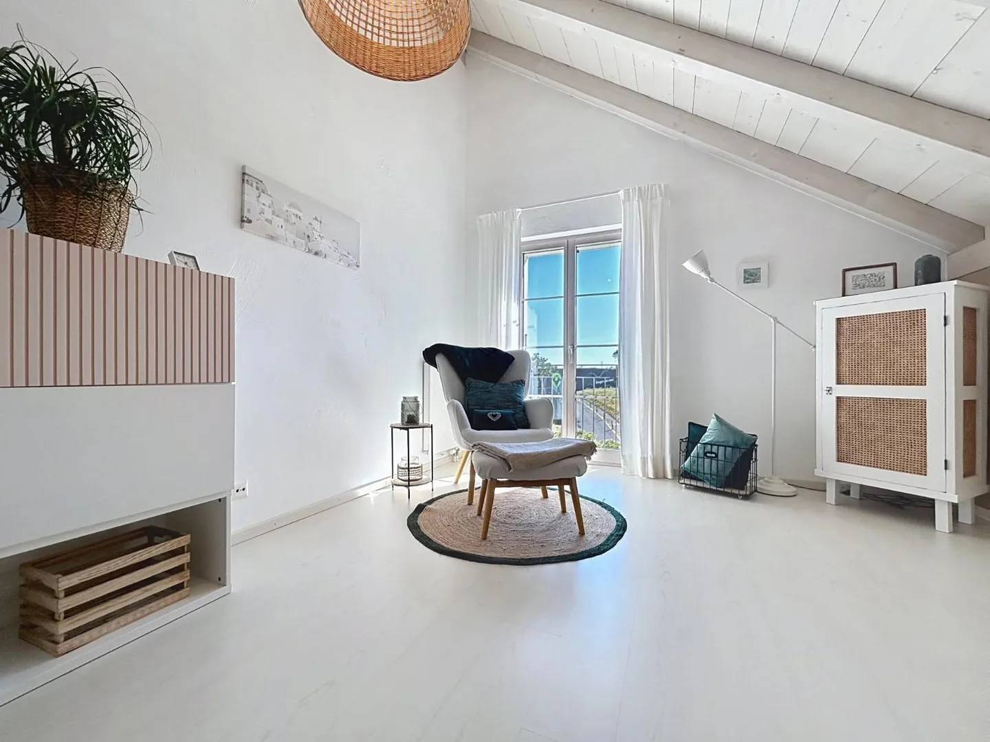 Geräumige Familienvilla mit Garten - Foto 12 von 13