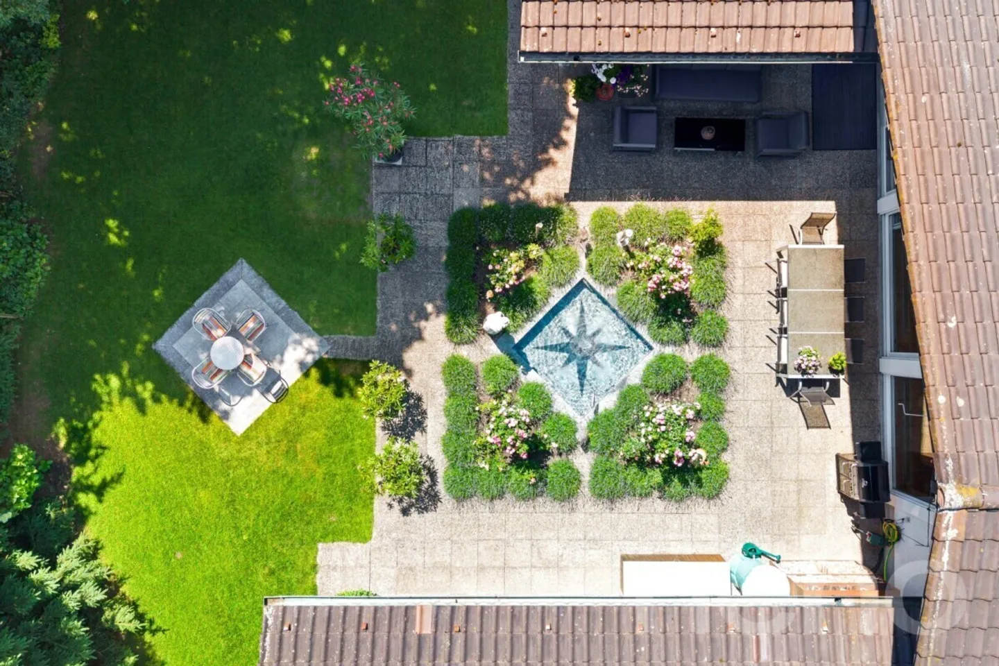 Villa a Neuheim - Foto 3 di 12
