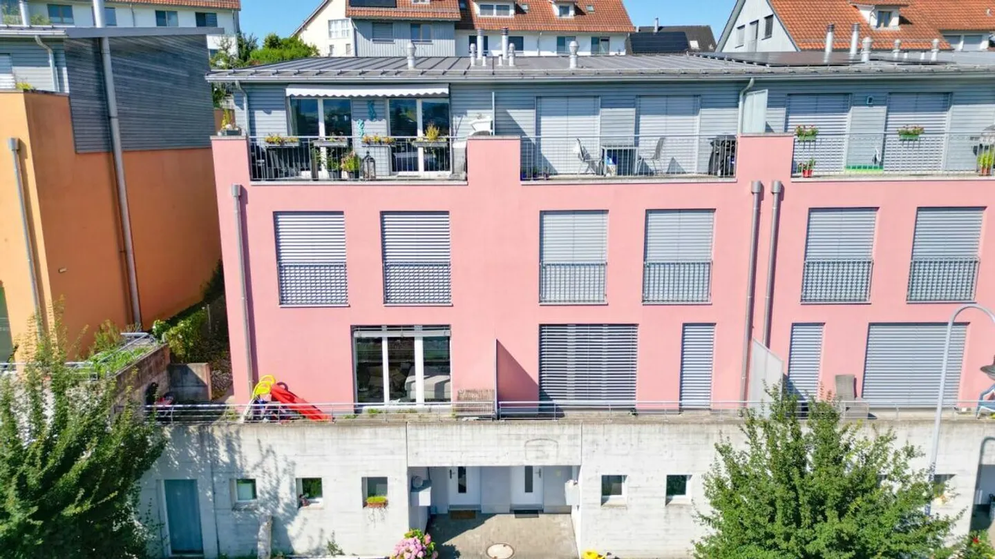 Stylish End Row House in Central Location in Illnau - Photo 10 of 11