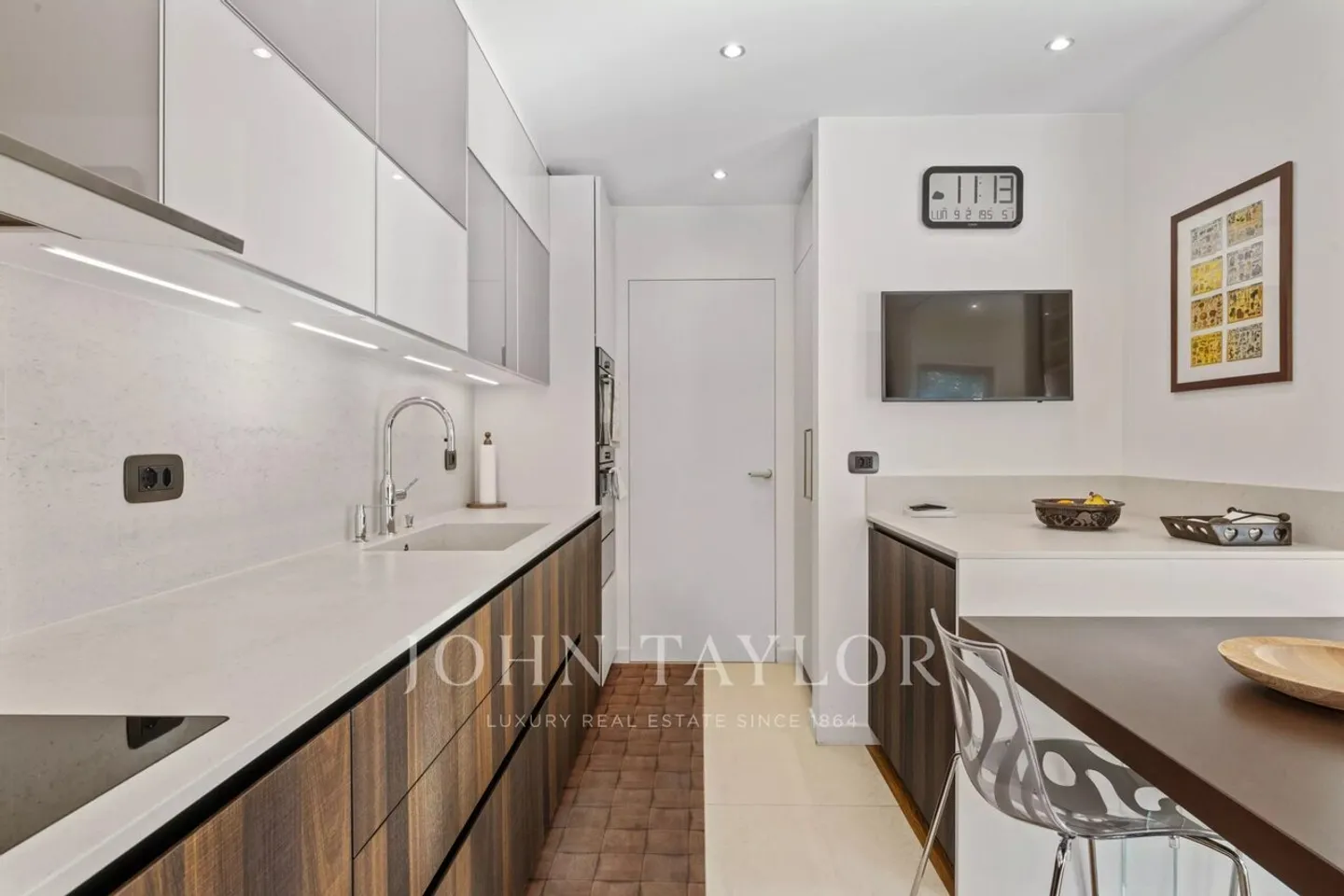 Chalet contemporain avec vue alpine - Photo 3 sur 13