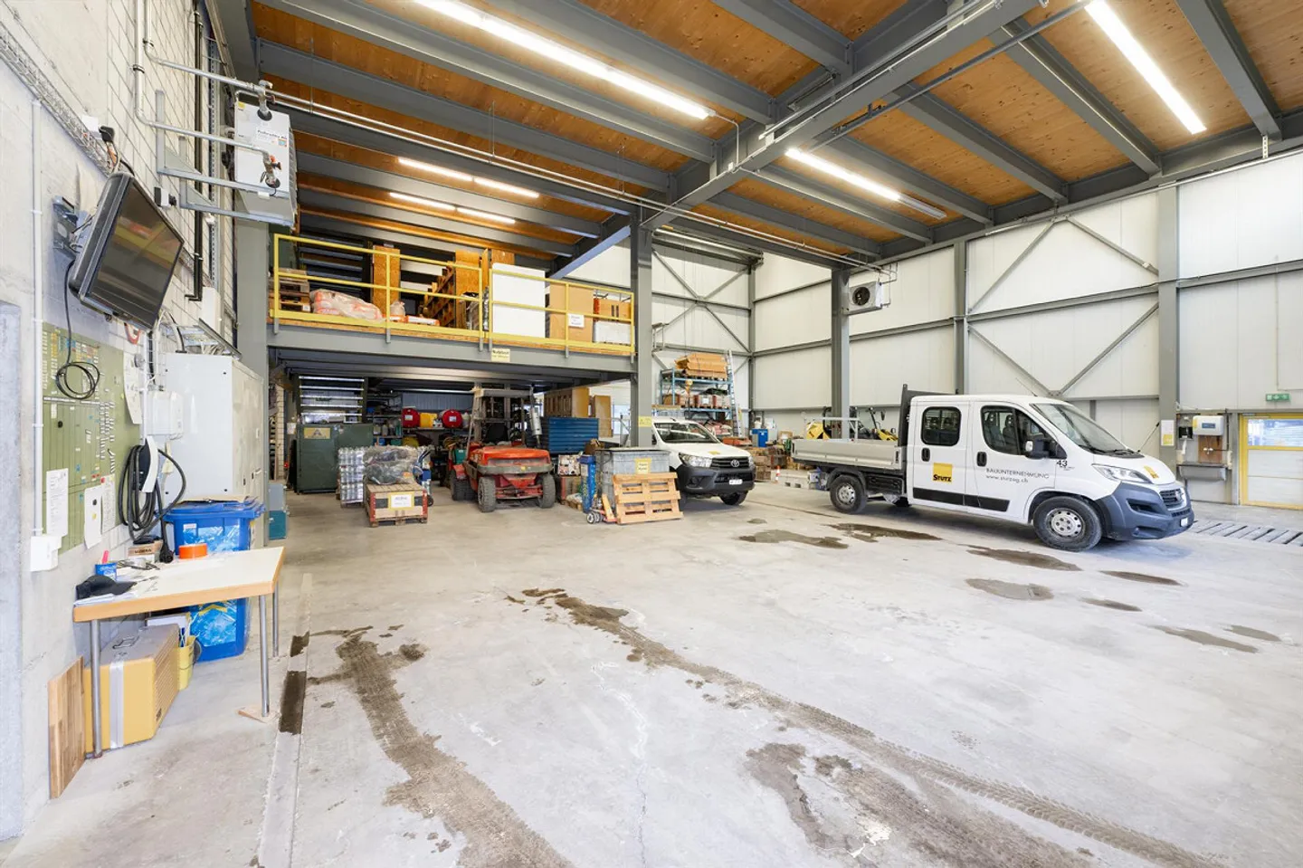 Commercial Yield Property - Photo 4 of 21