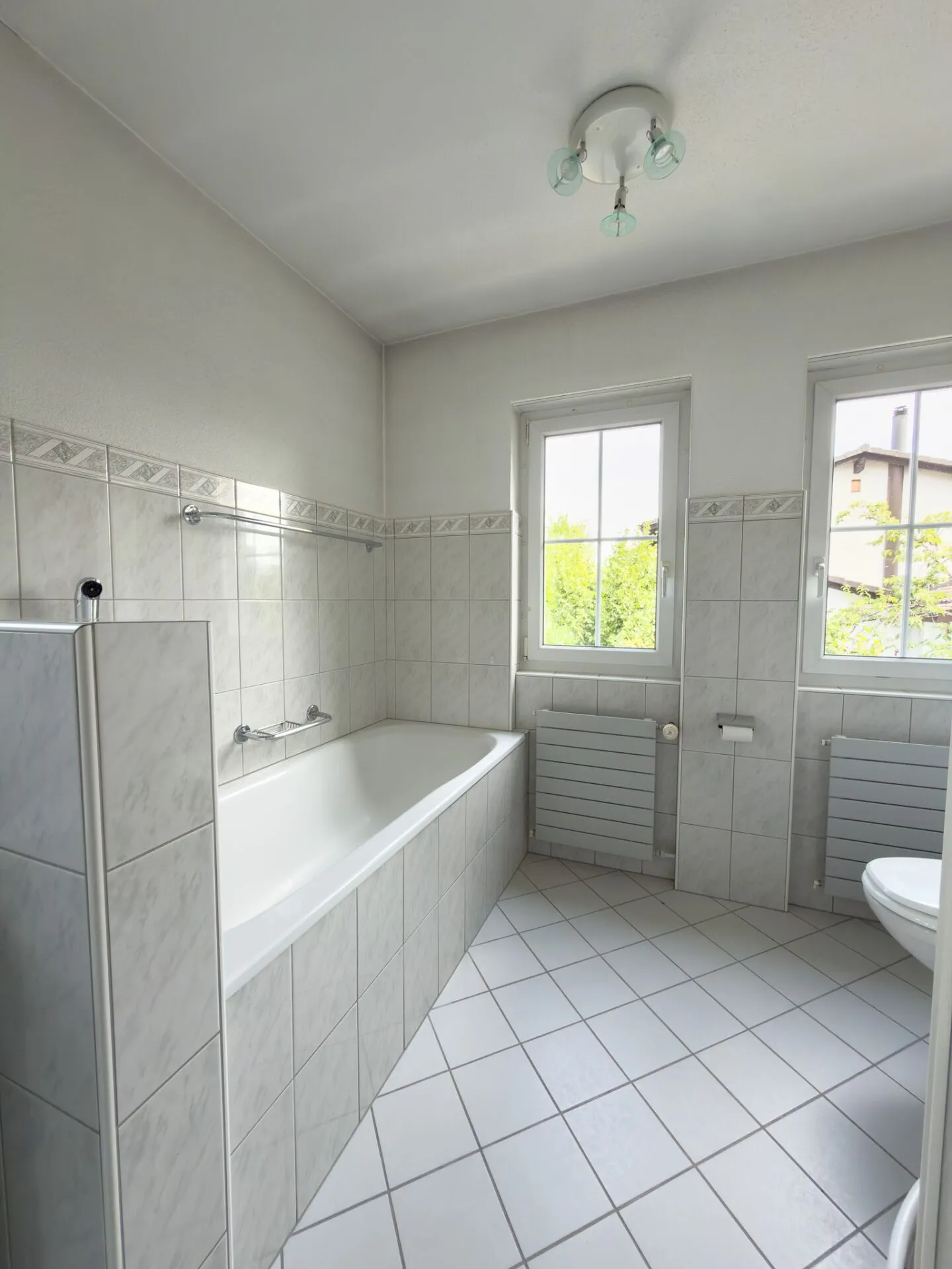 Maison charmante avec grand jardin dans un emplacement recherché - Photo 13 sur 20