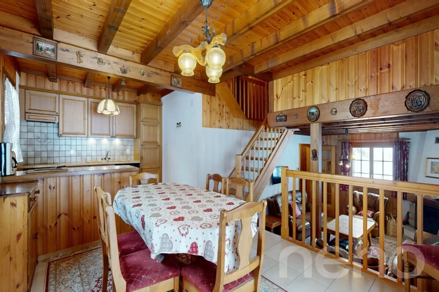 Exklusiv: Chalet mit 4 Schlafzimmern und Garage - Foto 4 von 12