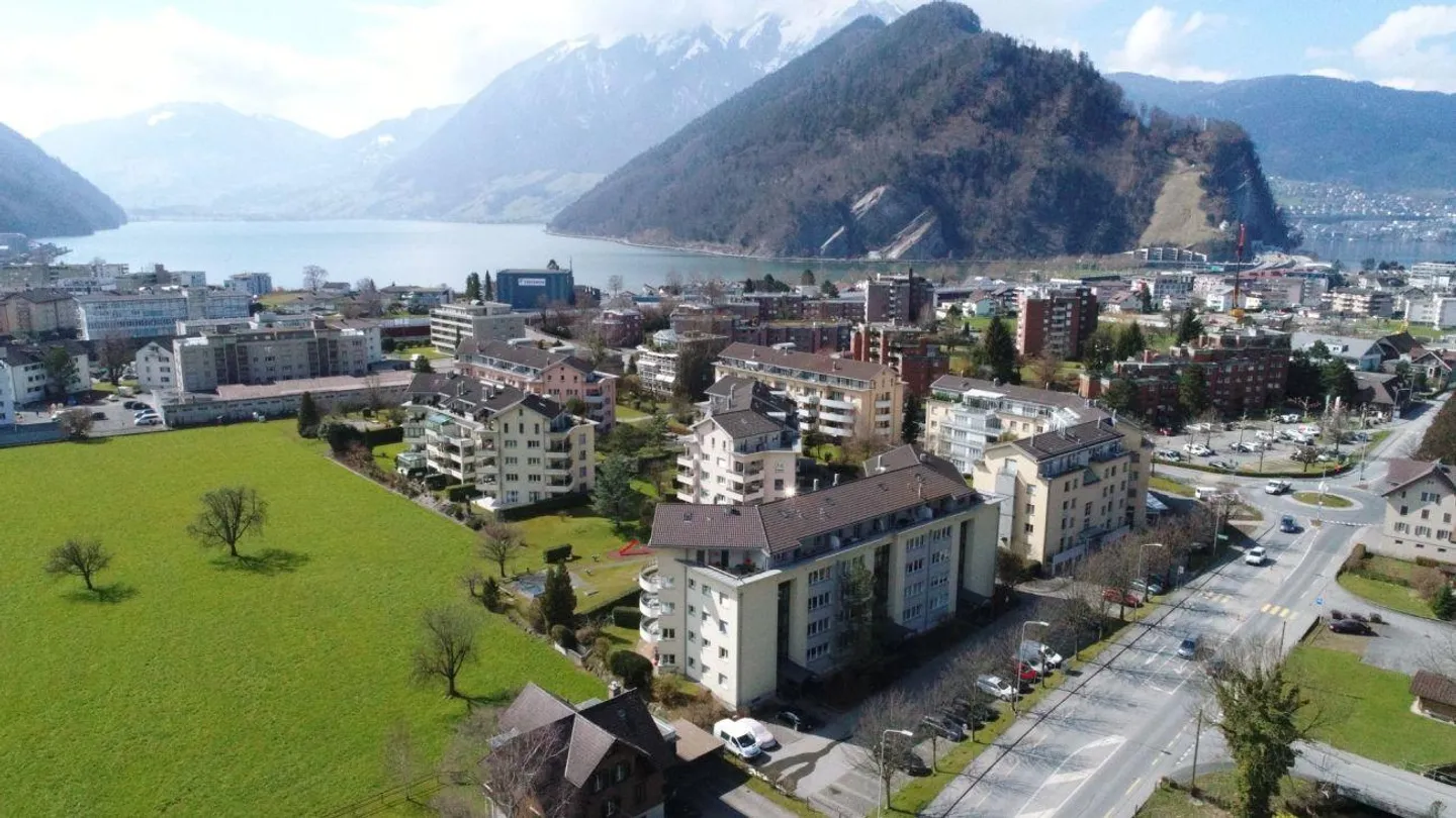 Einstellhallenplätze in der Überbauung Feld, Stansstad - Foto 1 von 2