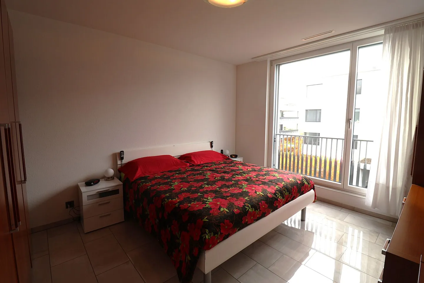 Condominium lumineux dans un quartier familial - place de parking souterrain incluse dans le prix d'achat - Photo 6 sur 10