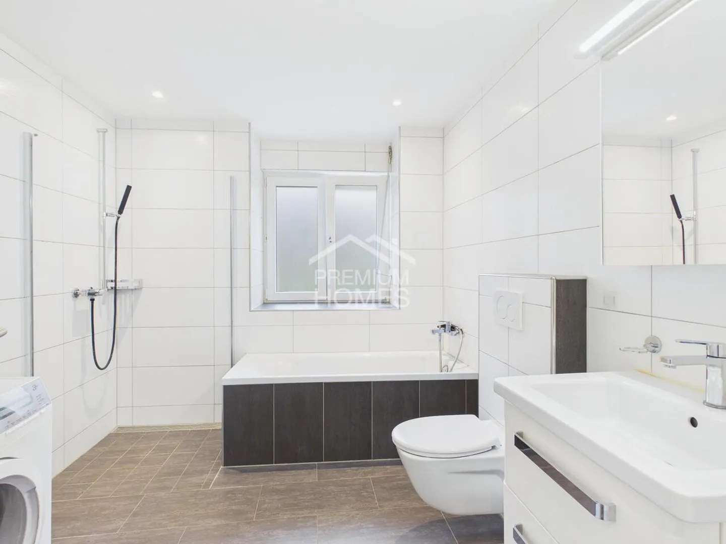 Geräumiges Familienhaus - Renoviert - Foto 7 von 12