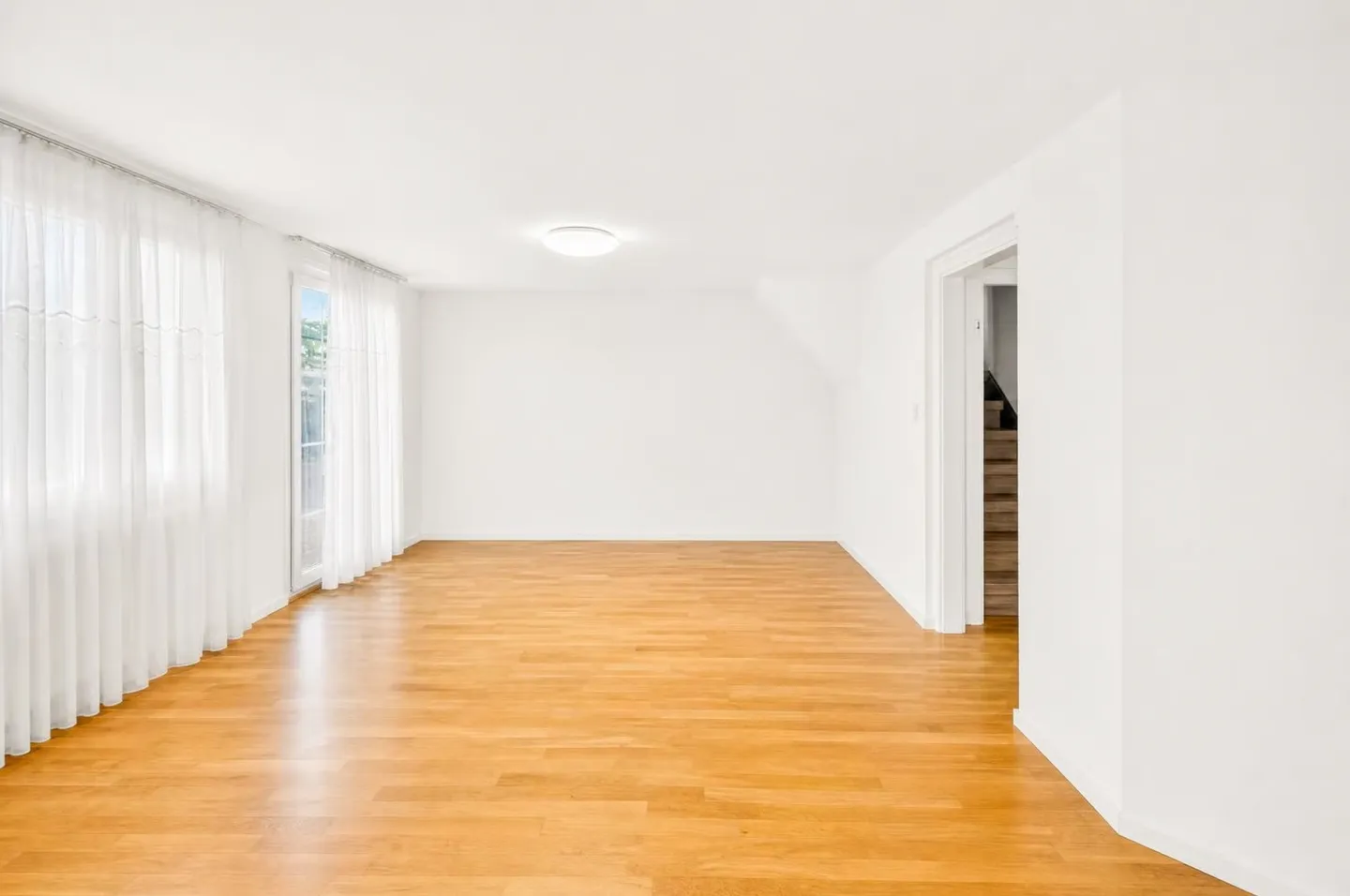 Fully rented multi-family house with exciting development potential - Photo 6 of 13