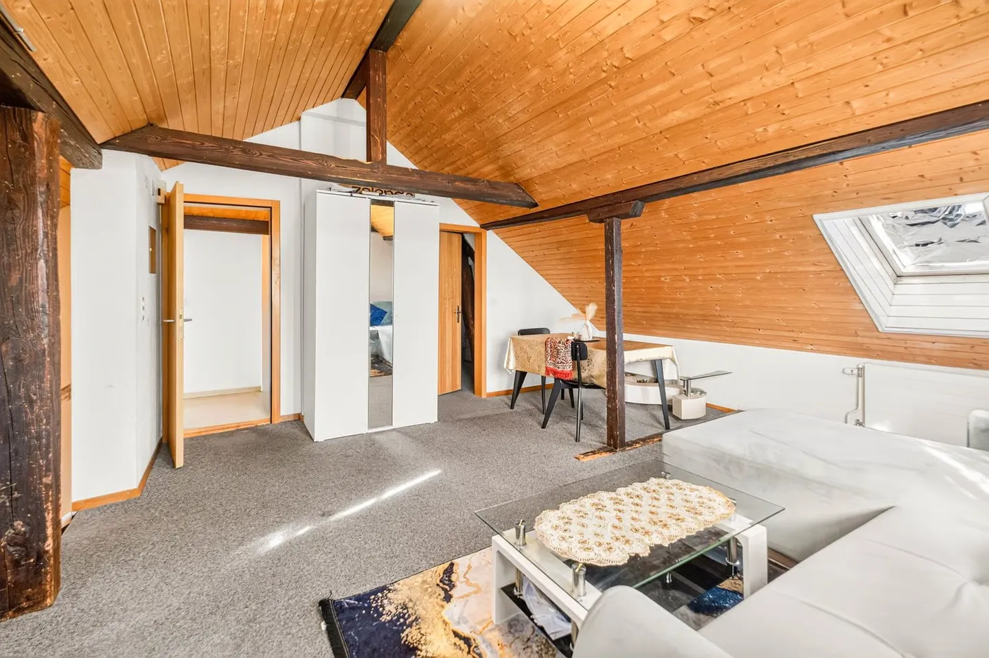 Fully rented multi-family house with exciting development potential - Photo 7 of 13