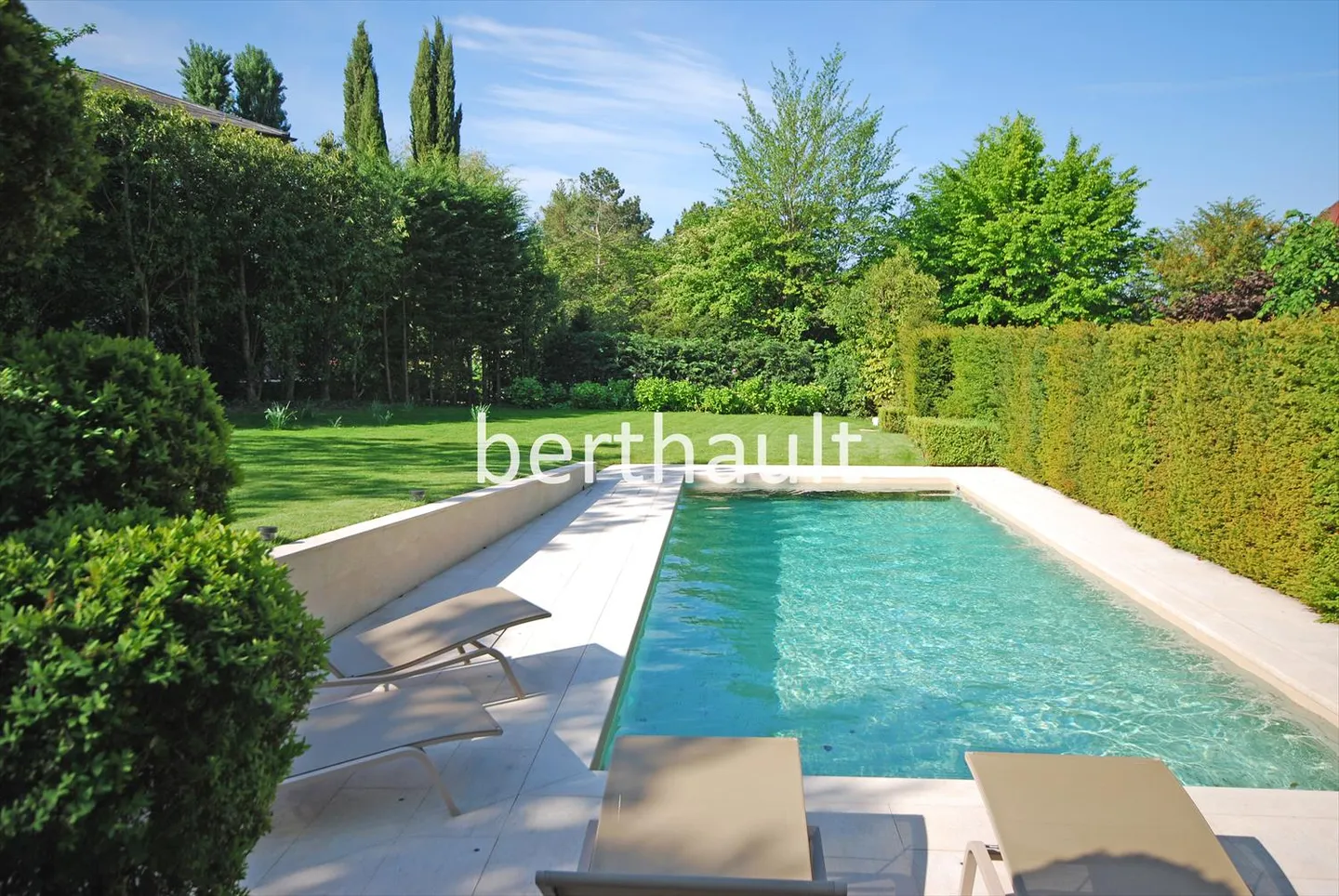 COLLONGE-BELLERIVE - EXKLUSIVITÄT - Prächtige Villa mit Pool in der Nähe des Sees - Foto 1 von 1