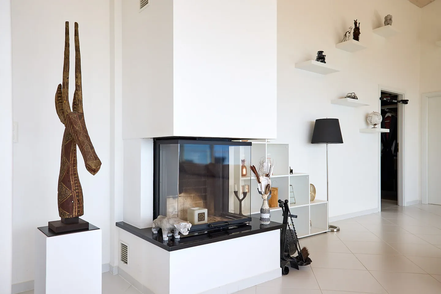 Very beautiful apartment with exceptional view of the Lake and the Alps - Photo 6 of 13