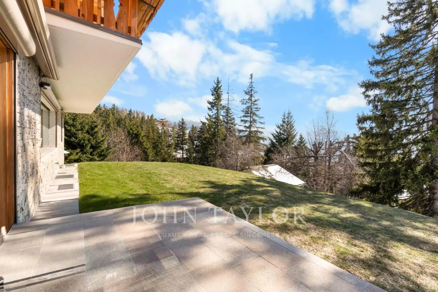 Familienchalet mit 10 Zimmern, Innenpool und prächtigem ... - Foto 13 von 13