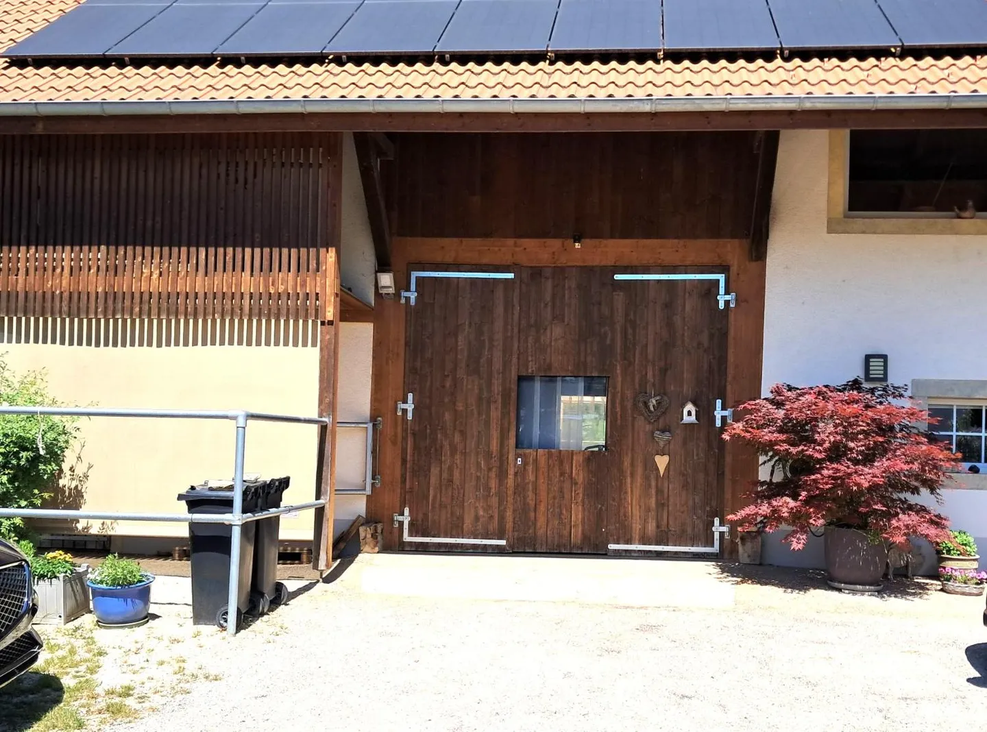 Extraordinary and very rare offer - Beautifully renovated village house on 4,385 m² - Photo 19 of 30