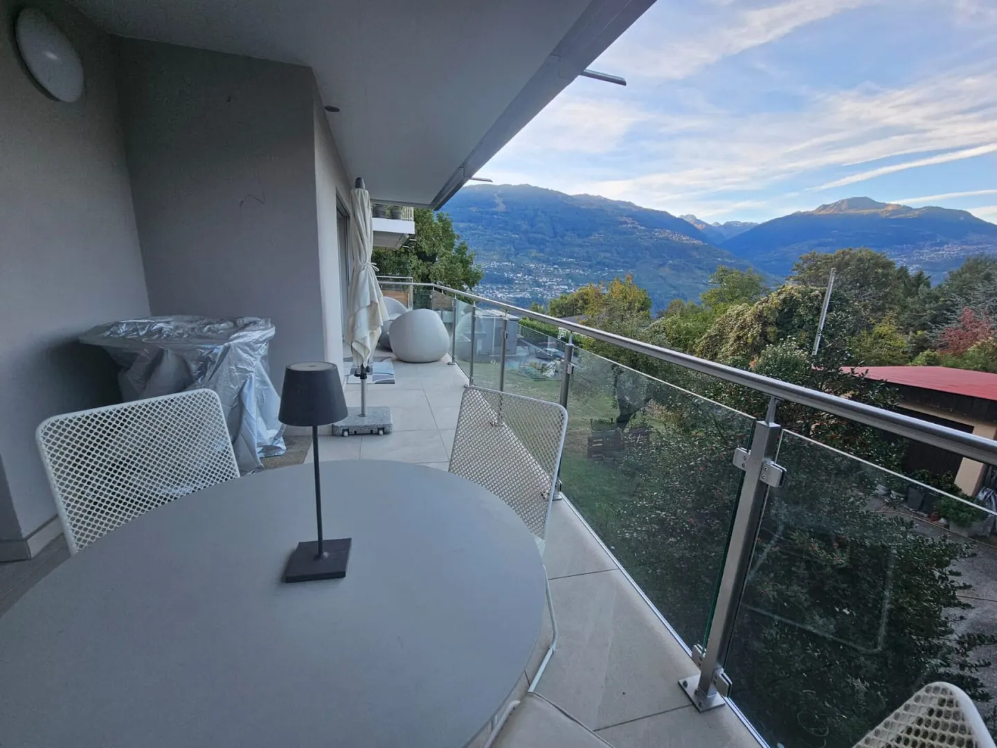 Elegante appartamento 2.5 con grande balcone, Ormône-Savièse - Foto 6 di 6
