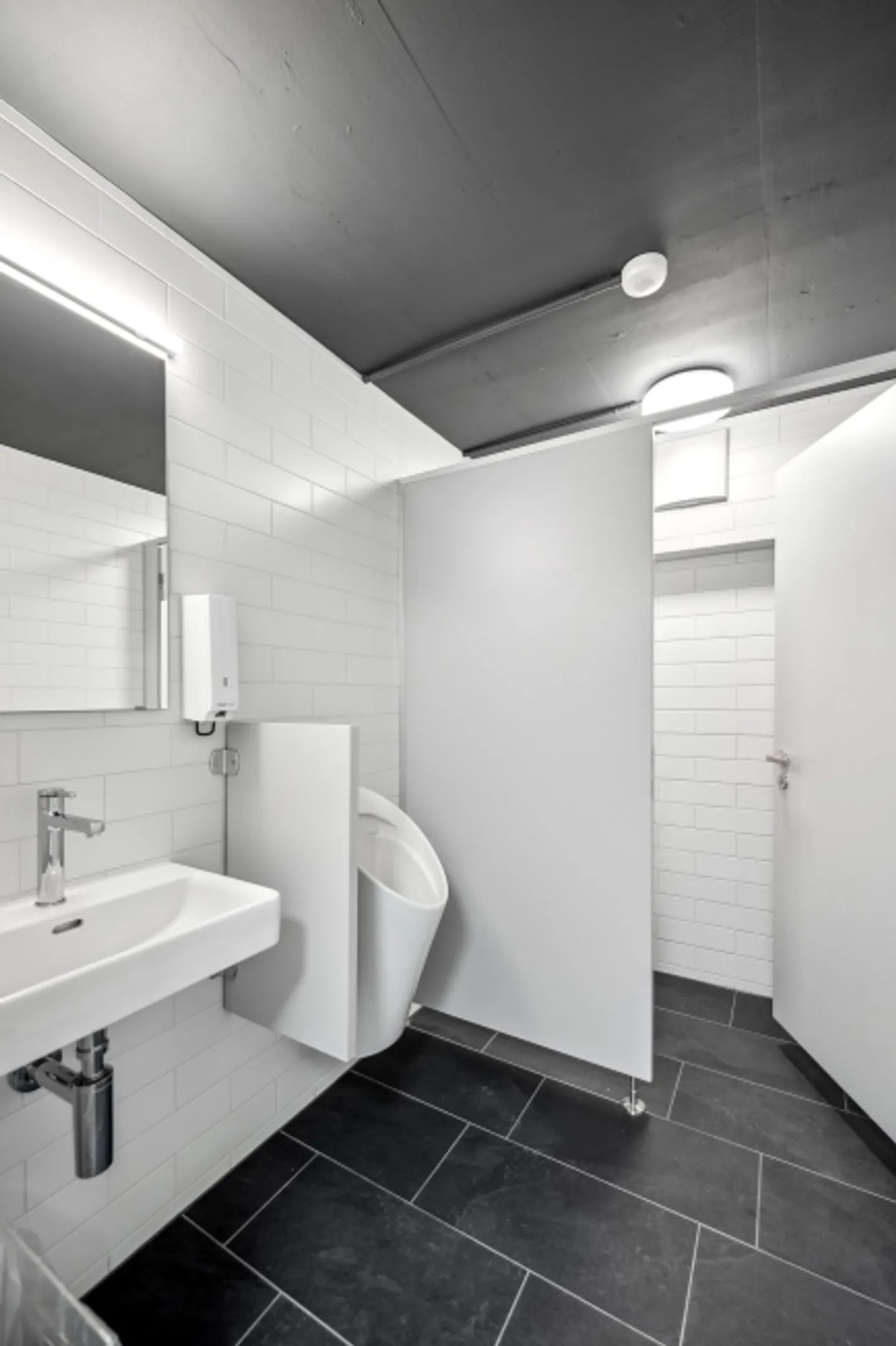 Bureau à louer - Photo 8 sur 10