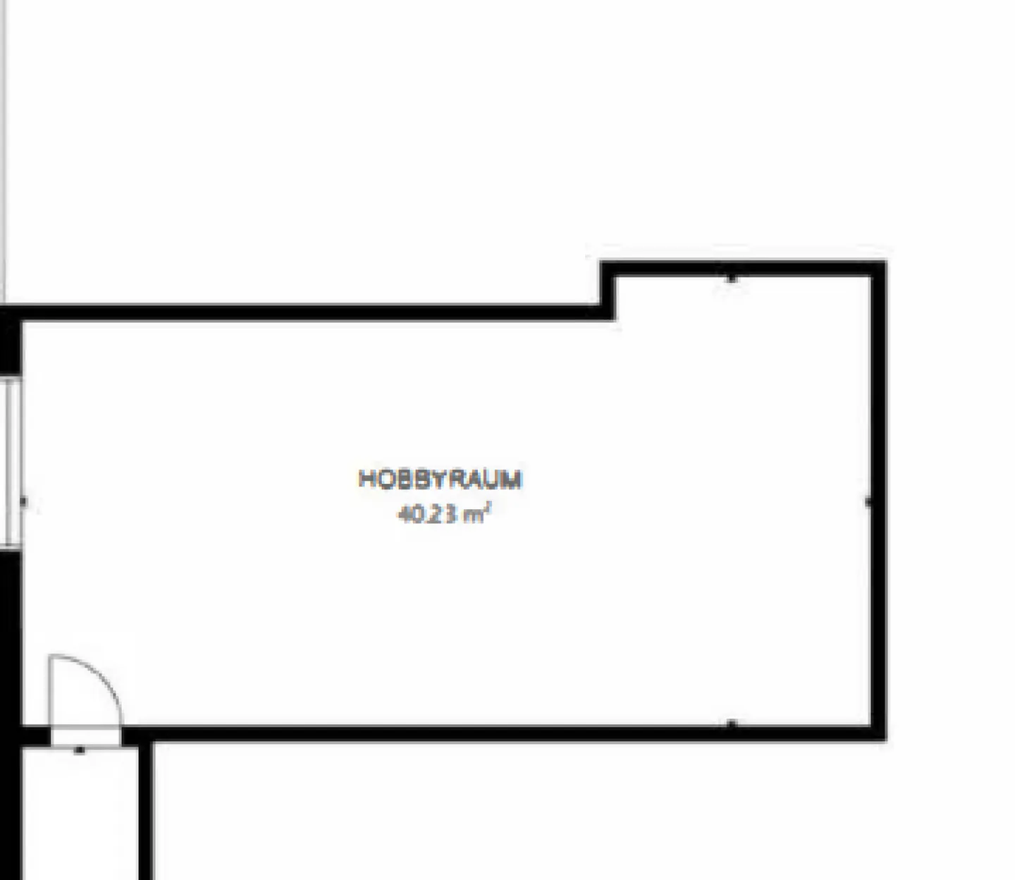 Spacious Hobby Room - Photo 2 of 2